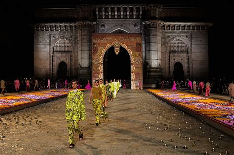 Dior mumbai show 2023